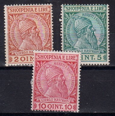Briefmarke Albanien 29-31 *