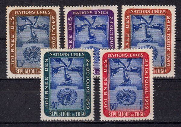 Briefmarke Togo 271-75 **