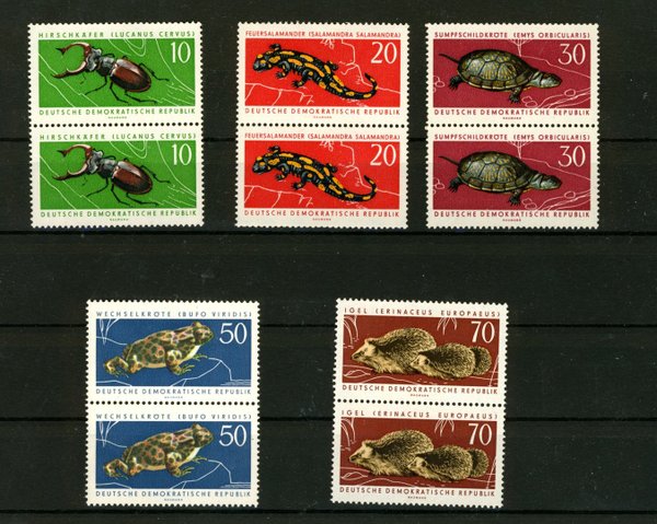 Briefmarke DDR 978/82 ** senkrechter Zweierstreifen