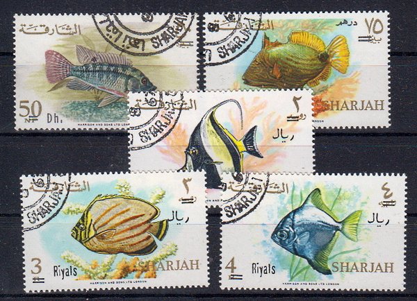 Briefmarken Sharjah 325-26 + 28-30 o