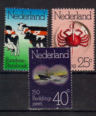 Briefmarken Niederlande 1032-34 **