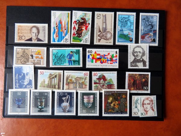 Briefmarke Berlin 750/71 ** Jahrgang 1986