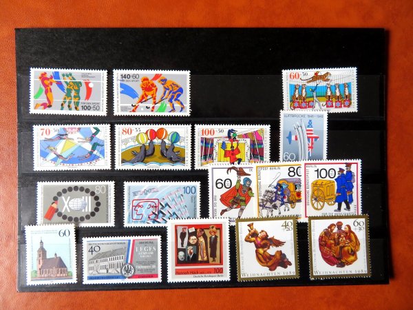 Briefmarke Berlin 836/43, 847, 852/59 alles ** aus Jahrgang 1989