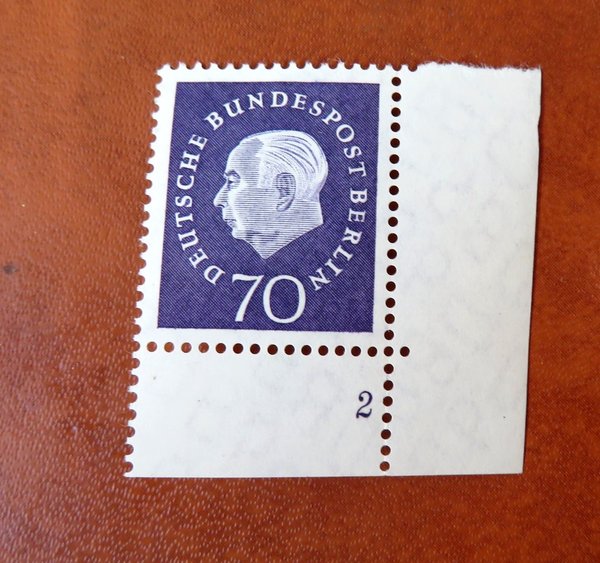 Briefmarke Berlin 186 ** ER UR Formnummer!