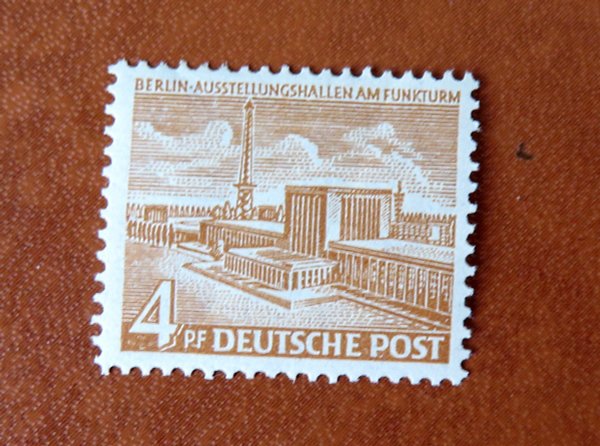Briefmarke Berlin 112 *