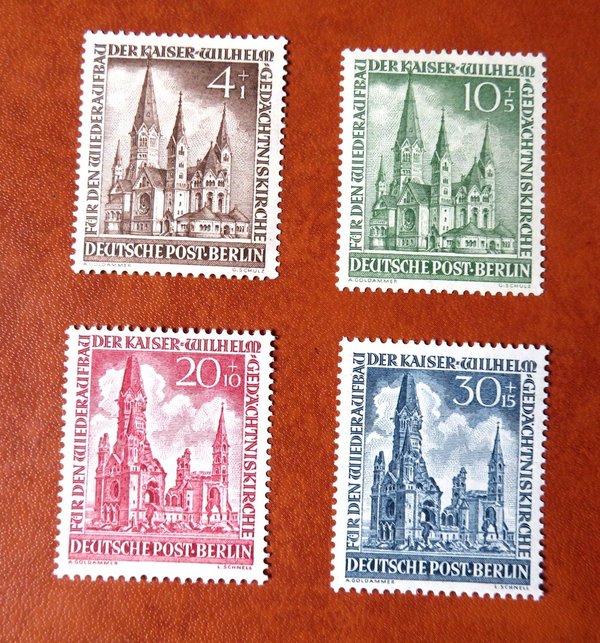 Briefmarke Berlin 106/09  *
