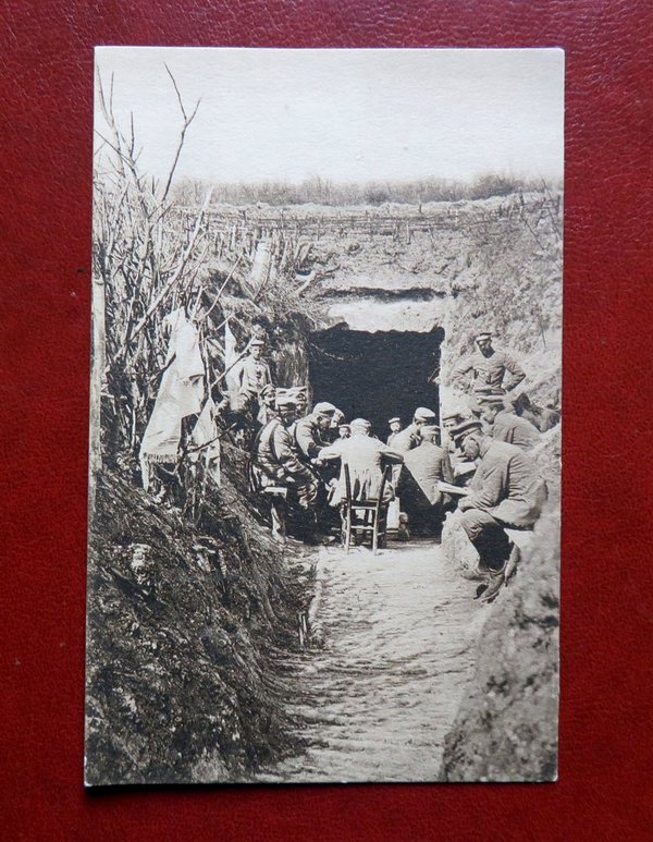 Ansichtskarte 1. Weltkrieg Mittagsruhe in einer Stellung 1914/15