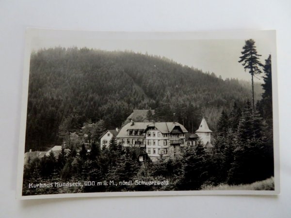 Ansichtskarte Kurhaus Hundseck im Schwarzwald. 1921 gelaufen. Ohne Marke.