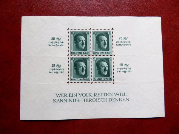 Briefmarke Deutsches Reich Block 11 ** mit 650 . Oben an der Trennlinie nicht ganz perfekt!